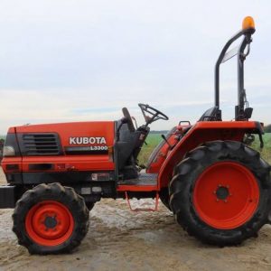 Kubota L3300 traktorius